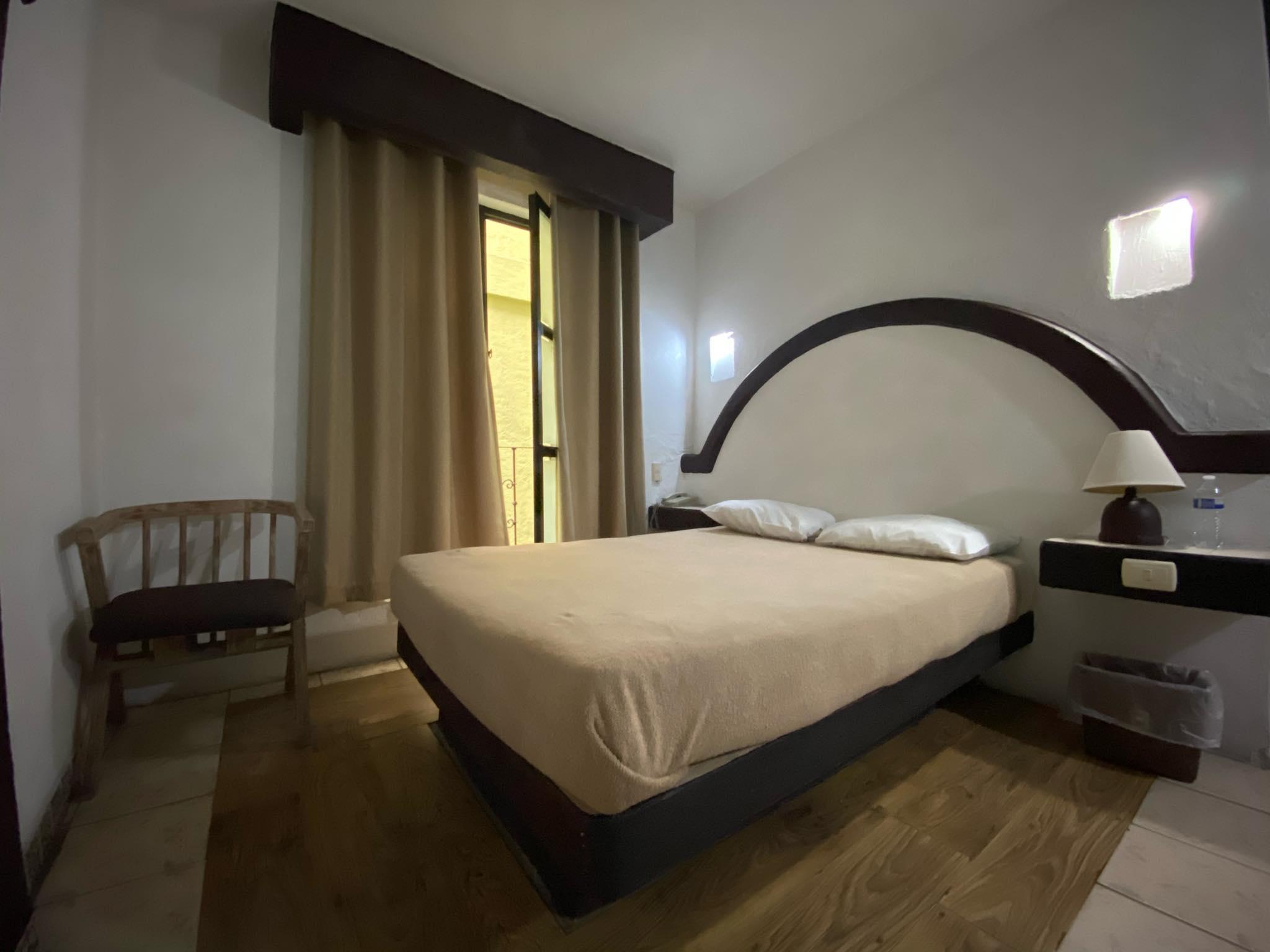 Hotel Plaza Морелия Екстериор снимка